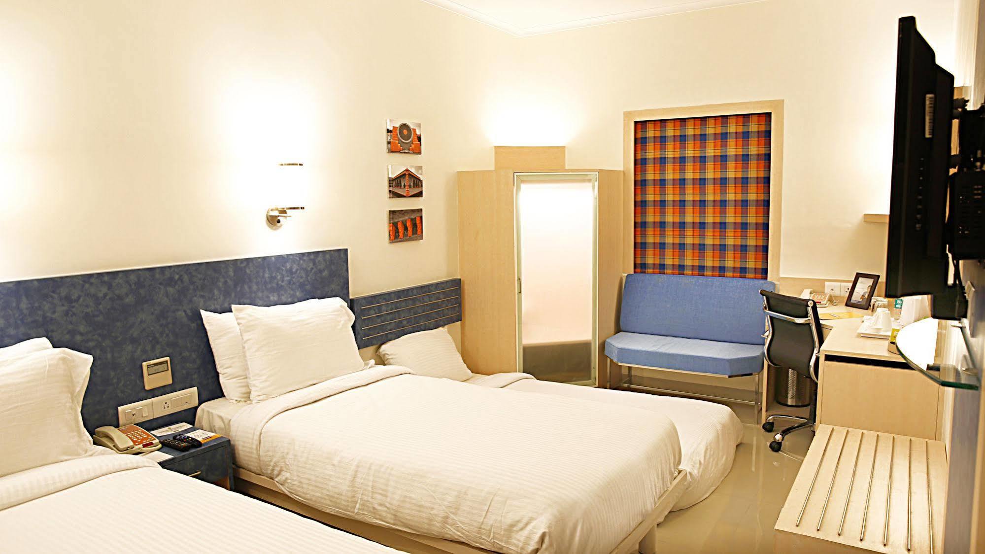 Nirwana Hometel Jaipur- A Sarovar Hotel Luaran gambar